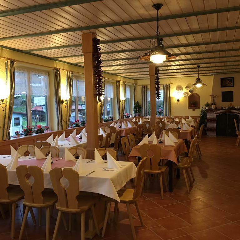 Gasthof Zum Hochfelln Hotel Bergen  Buitenkant foto